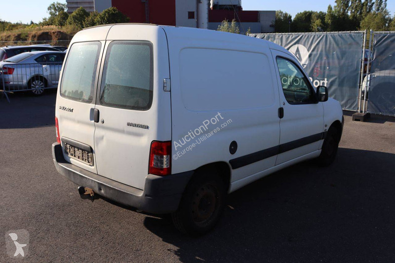 Véhicule utilitaire Peugeot