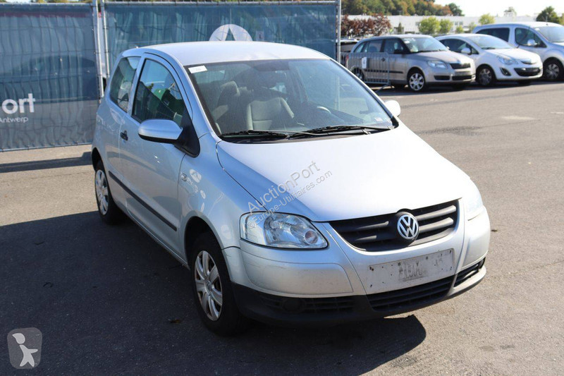 عربة نفعية Volkswagen Fox