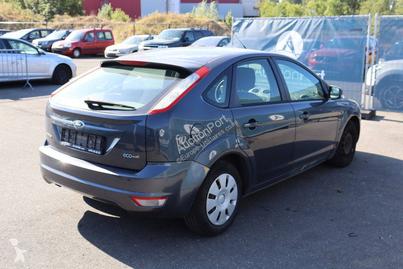 Véhicule utilitaire Ford