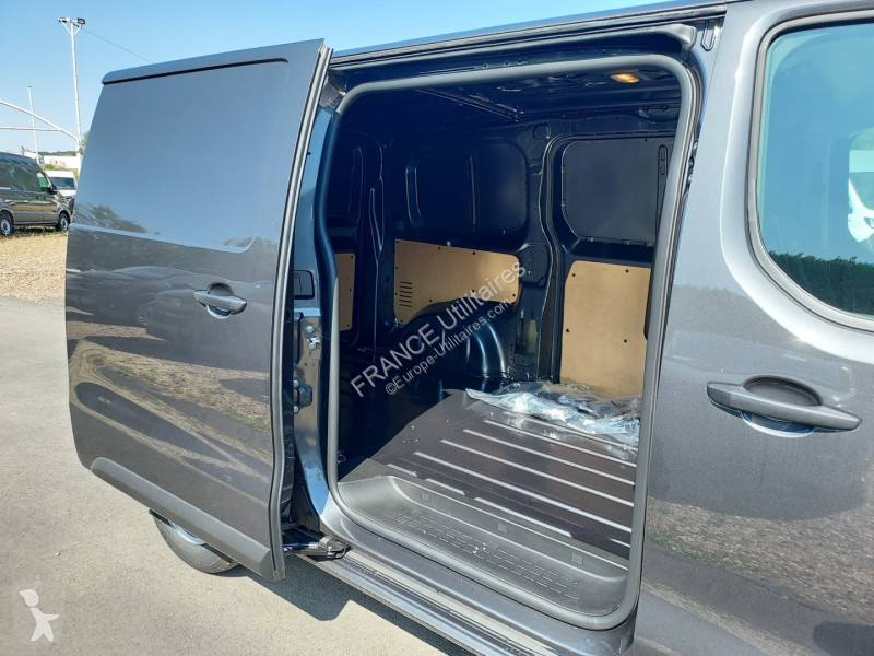 عربة نفعية Citroën JUMPY FG GRIS TITANE M 2.2...