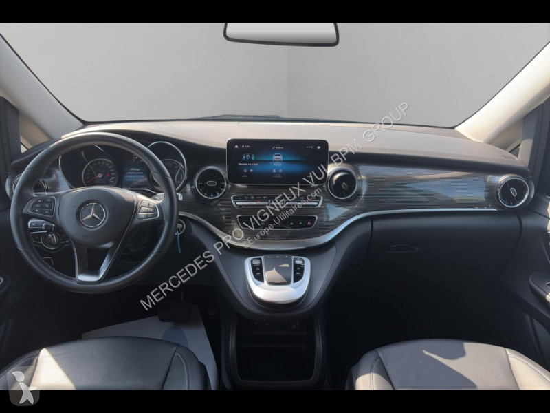 Samochód dostawczy Mercedes EQV 300 204ch...