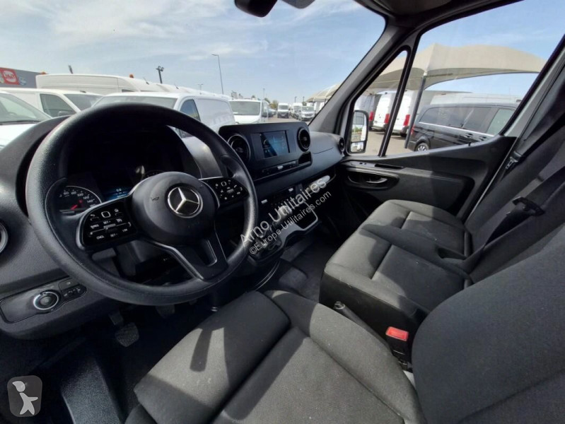 Véhicule utilitaire Mercedes