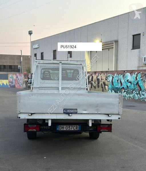 Veicolo commerciale Iveco 35 s 12