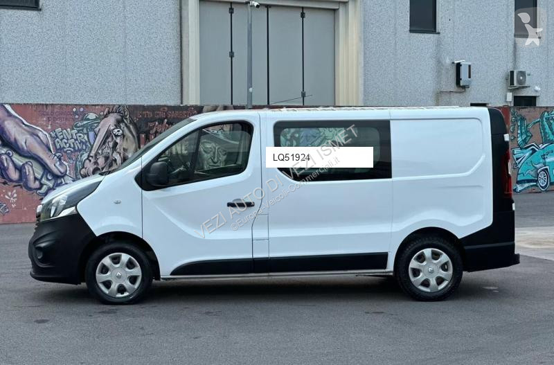 Véhicule utilitaire Opel 6 posti autocarro