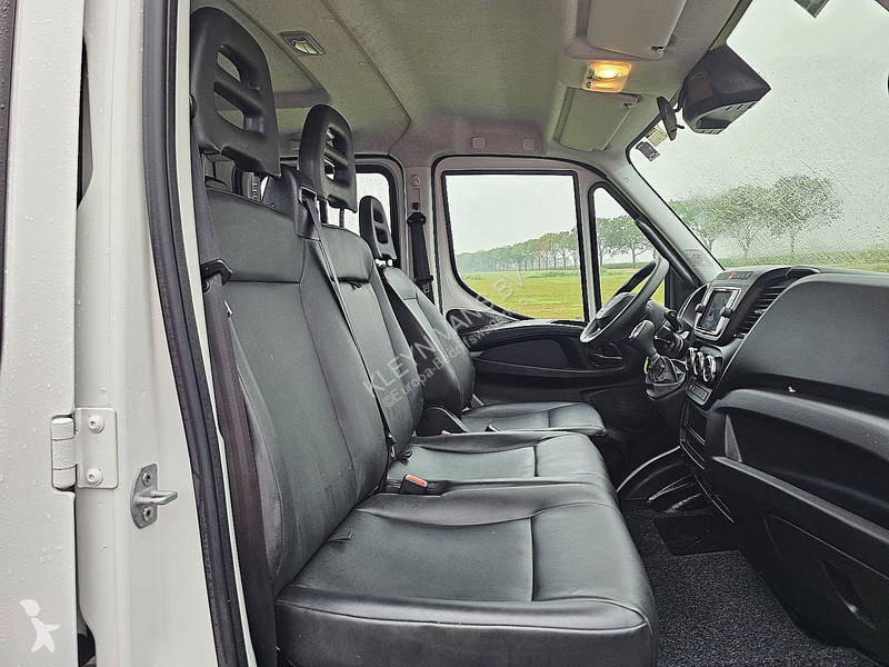 Véhicule utilitaire Iveco 35C14 Dub.Cab...