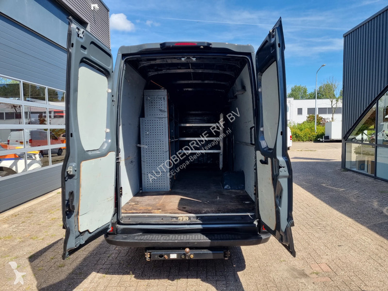 Furgoneta Iveco 35C18 3.0D 180PK L4H2 N1...