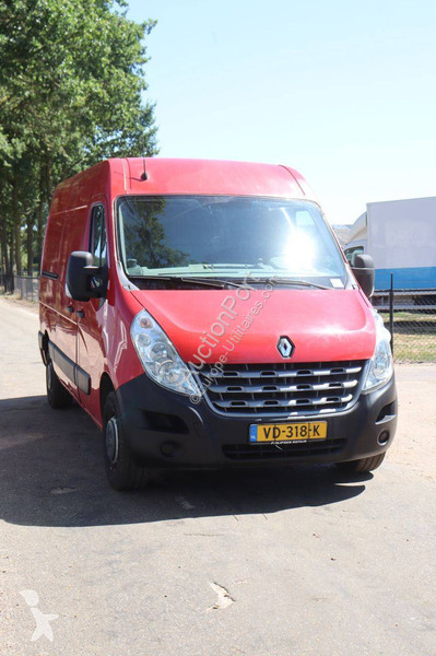 عربة نفعية Renault