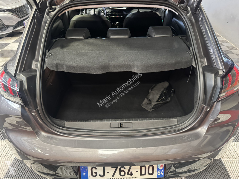 Véhicule utilitaire Peugeot 208
