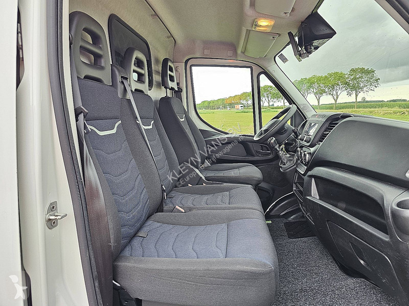 Furgoneta Iveco 35 S