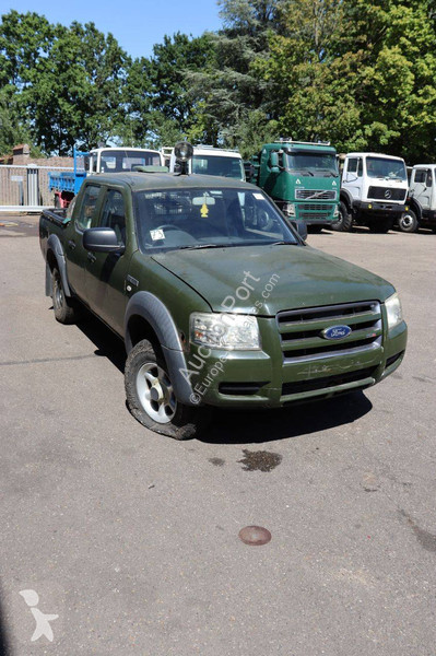 Véhicule utilitaire Ford