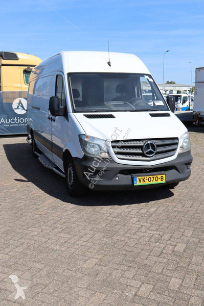 Véhicule utilitaire Mercedes 310 CDI