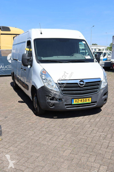 Véhicule utilitaire Opel