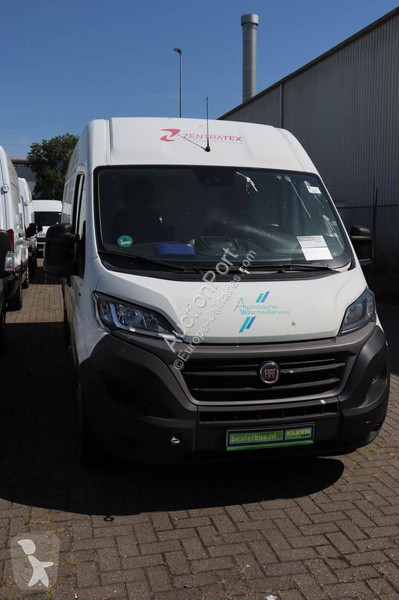 Véhicule utilitaire Fiat Maxi