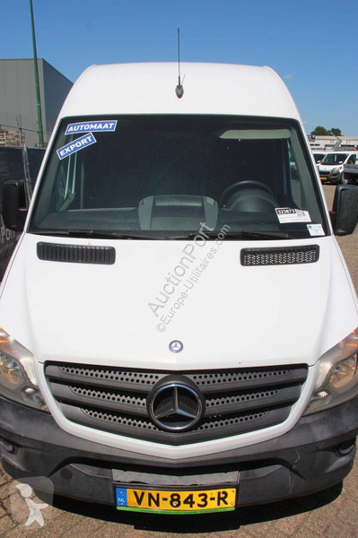 Véhicule utilitaire Mercedes