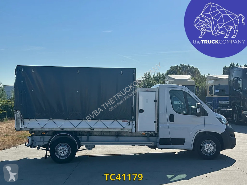 Véhicule utilitaire Peugeot 2.2 HDI