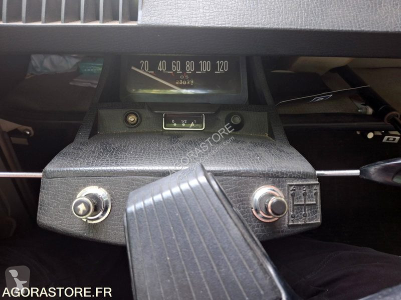 Véhicule utilitaire Citroën DYANE