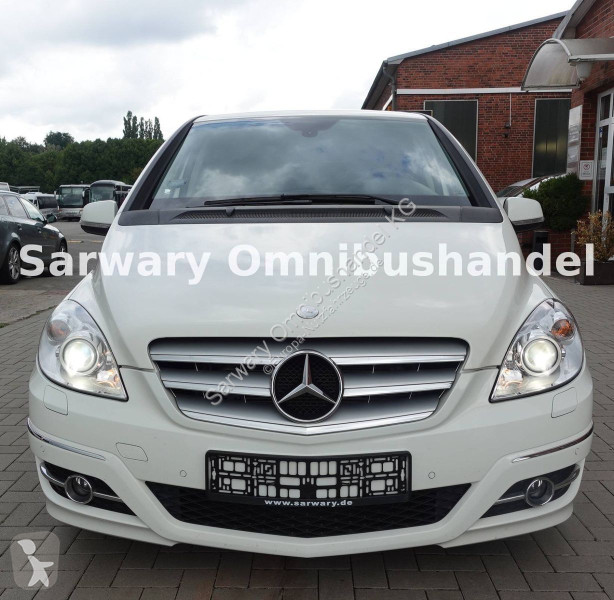 Véhicule utilitaire Mercedes B...