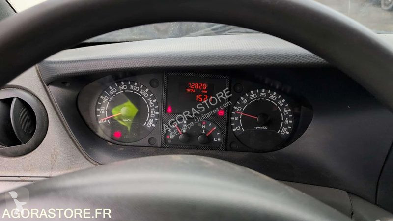 Véhicule utilitaire Iveco 35C14G