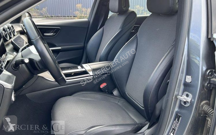 Véhicule utilitaire Mercedes
