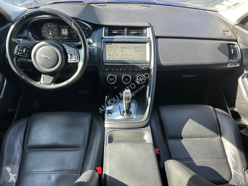 Véhicule utilitaire Jaguar D180 AWD 2.0 180CH S...