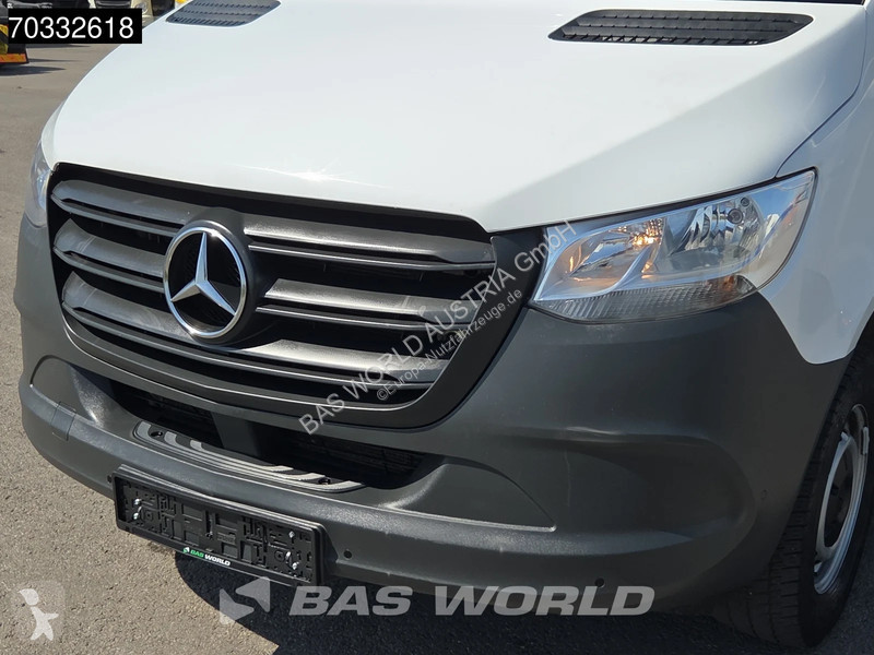 Véhicule utilitaire Mercedes 317 CDI Automatik...