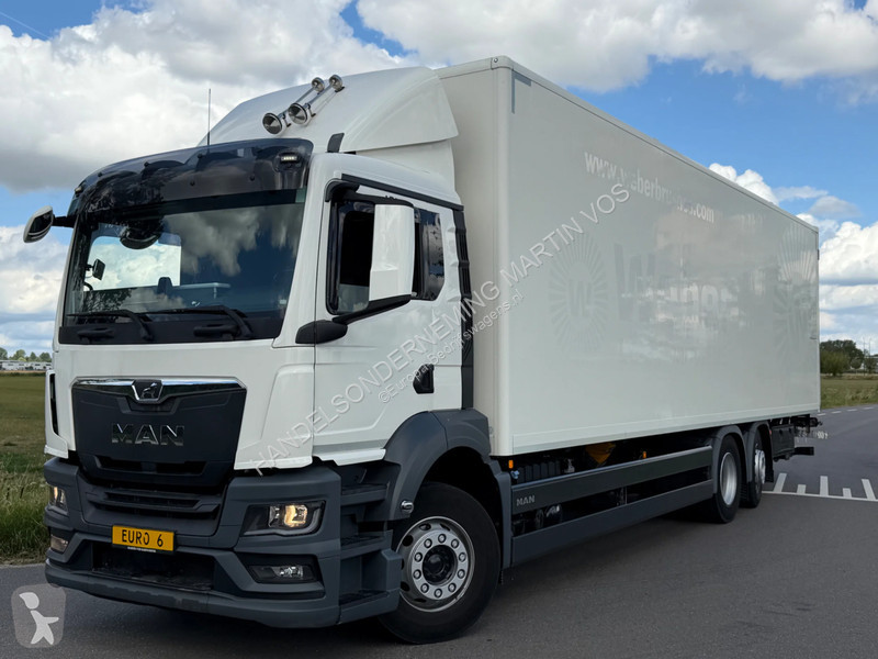 Véhicule utilitaire MAN  TGX