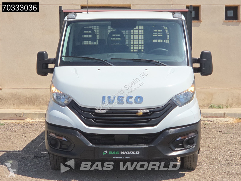Véhicule utilitaire Iveco 35C18 3.0L Automático...
