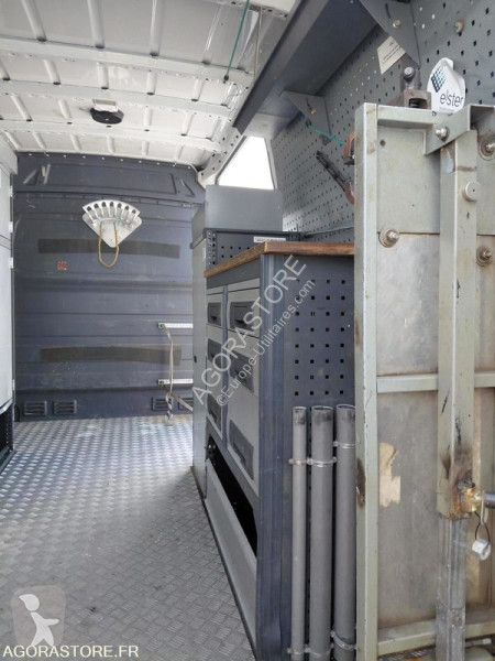 Véhicule utilitaire Mercedes SPRINTER