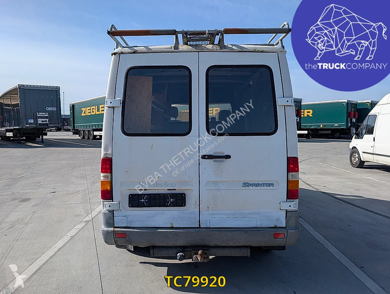 Véhicule utilitaire Mercedes  -