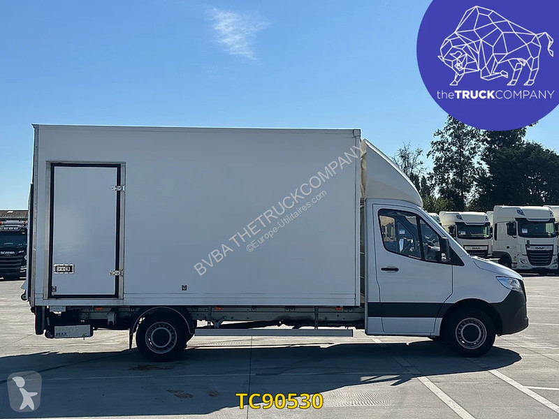Véhicule utilitaire Mercedes 317 CDI KOFFER MET...