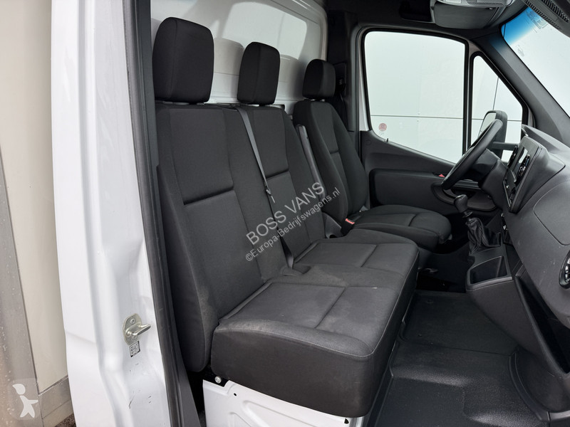 Véhicule utilitaire Mercedes 515 1.9 CDI 150PK...