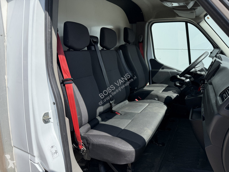Véhicule utilitaire Renault Plancher T35 2.3...