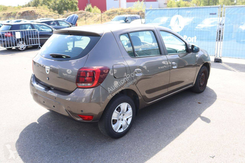 Véhicule utilitaire Dacia