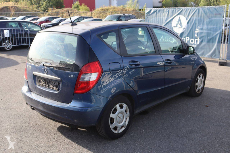 Véhicule utilitaire Mercedes A180 A-lasse