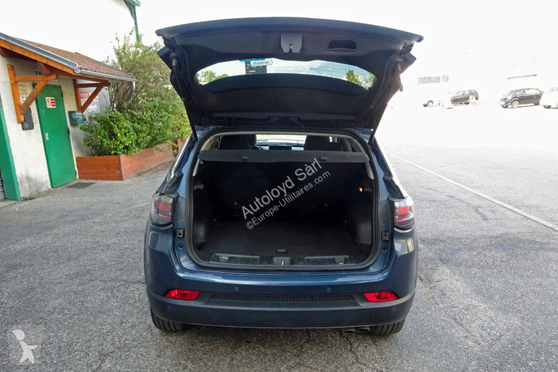 Véhicule utilitaire Jeep COMPASS 1,3 I 130 BVA...