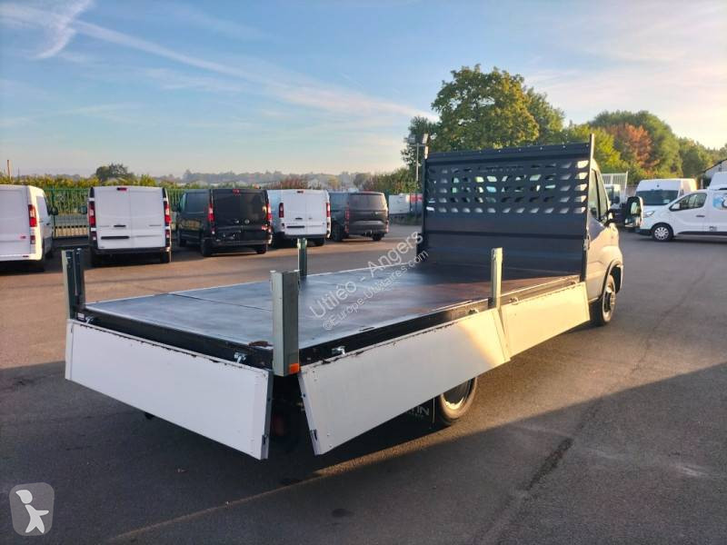 Véhicule utilitaire Iveco