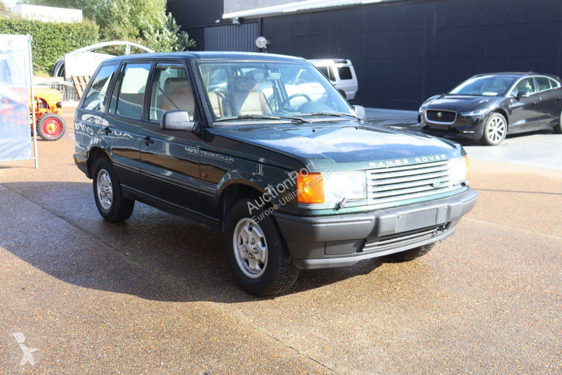 Véhicule utilitaire Land Rover