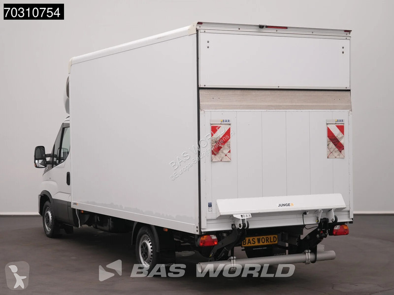 Furgoneta Iveco 35S16 Ladebordwand Automatik...