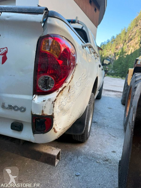 Véhicule utilitaire Mitsubishi