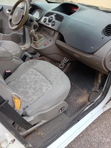 Véhicule utilitaire Renault KANGOO