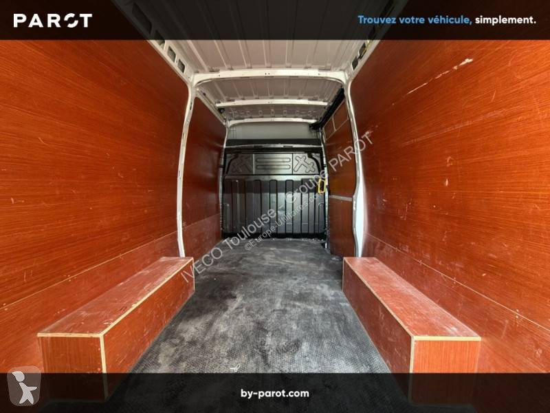 Véhicule utilitaire Iveco