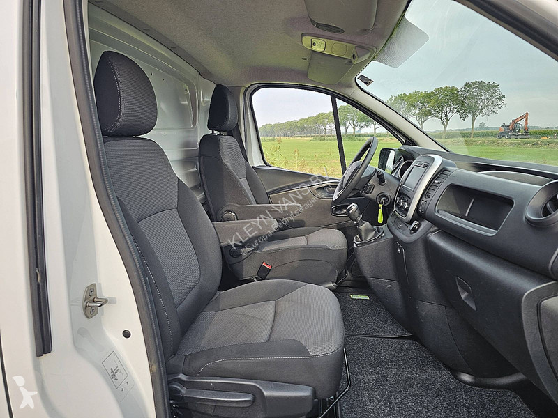 Лекотоварен автомобил Renault 2.0 DCI L2...