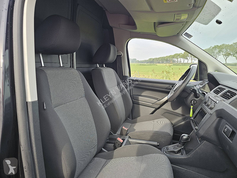 Комерційні автомобілі Volkswagen 2.0 ac...