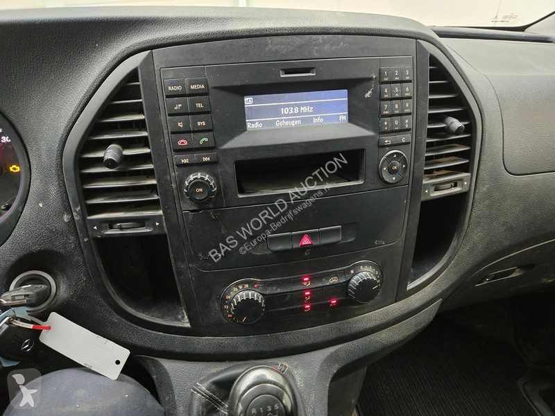 Véhicule utilitaire Mercedes 111 CDI Lang