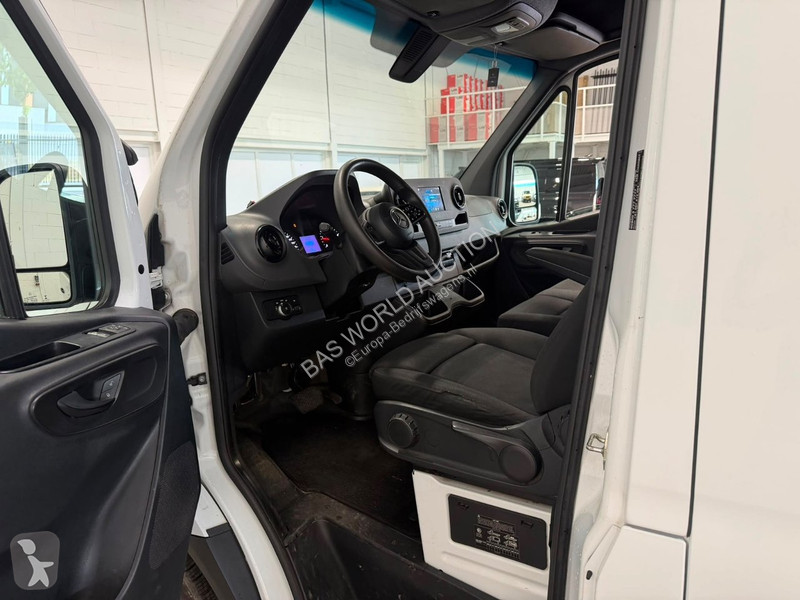 Véhicule utilitaire Mercedes 316 2.2 CDI L2H2...