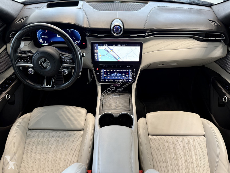 Véhicule utilitaire Maserati GRECALE 2.0 L4...