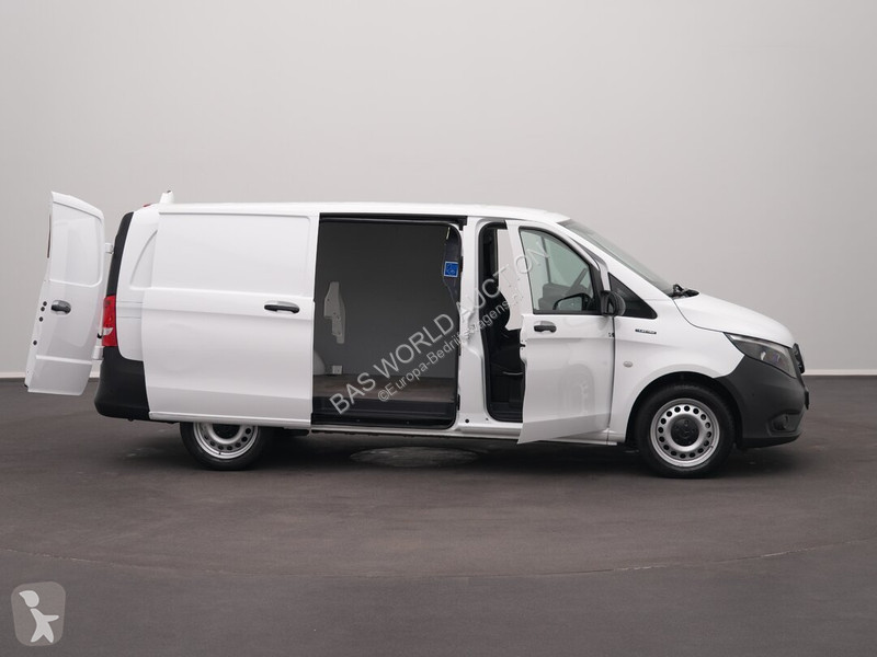 Bedrijfswagen Mercedes