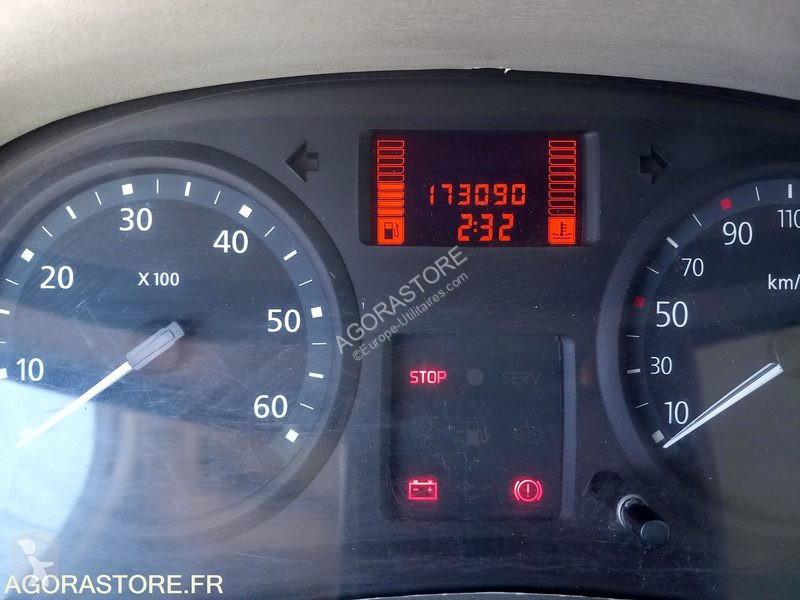 Véhicule utilitaire Renault TRAFIC