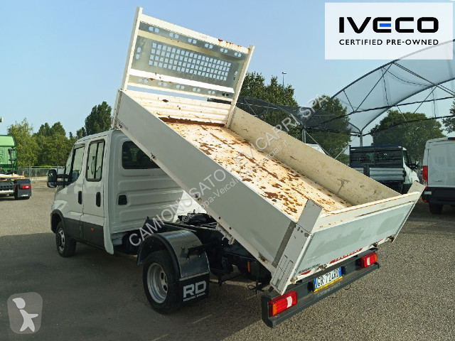 Лекотоварен автомобил Iveco DAILY 35C14D