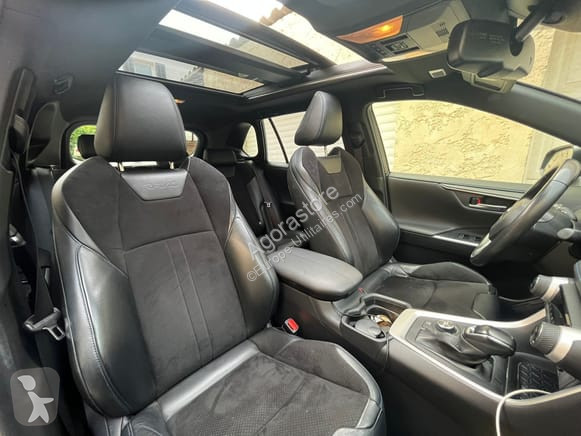 Véhicule utilitaire Toyota RAV4